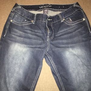 Vanity brand boot cut jeans. 31 short.
